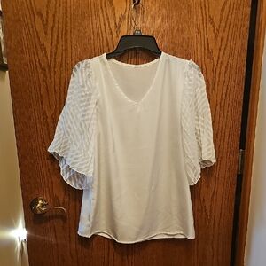 Elegant White Blouse with Textured Sleeves